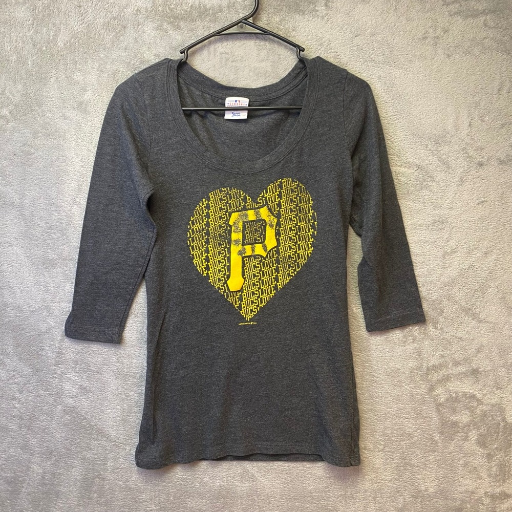 Campus Lifestyle MLB Top Womens Small Pittsburgh Pirates Grey Heart Graphic EUC